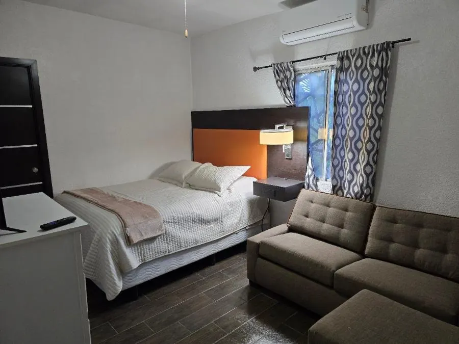 Casa Jardines Residencial